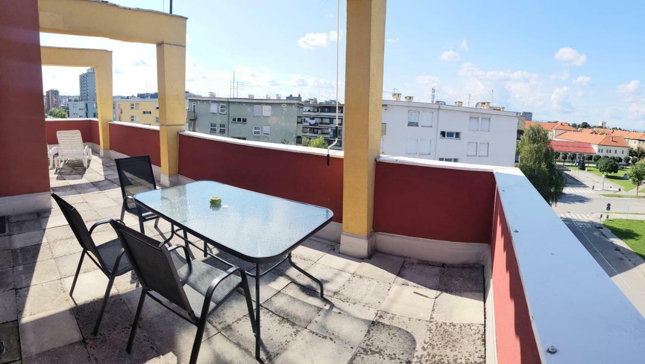 Appartamento Penthouse Spudic Karlovac Esterno foto